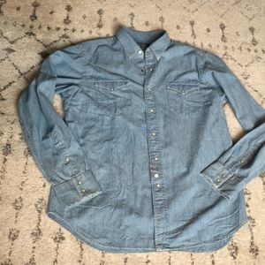 NWOT Wester Wear Large Denim Button Down